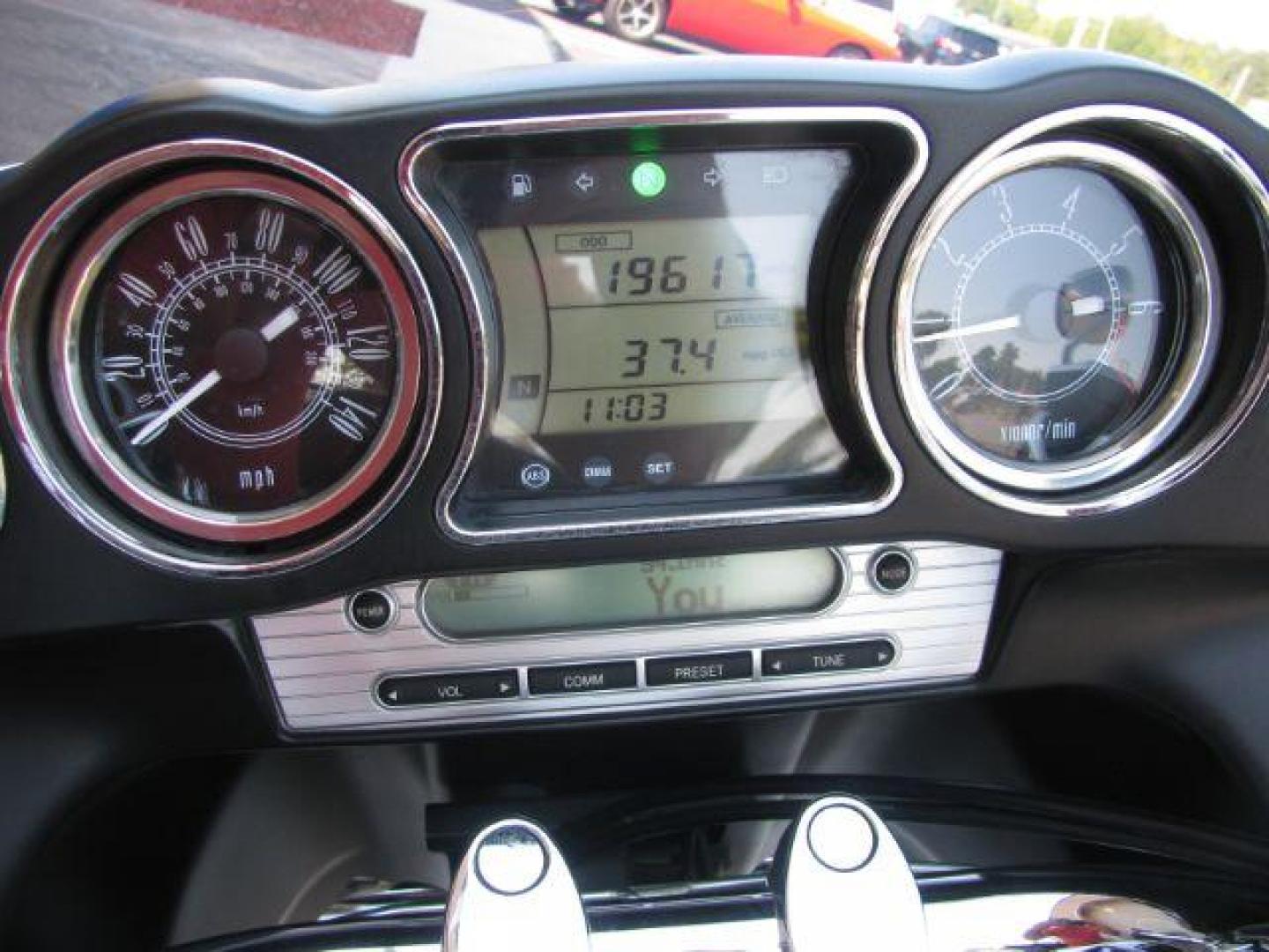 2012 White Kawasaki Vulcan 1700 Voyager ABS Voyager (JKBVNRB13CA) with an 1700cc engine, Manual transmission, located at 2443 Albert Pike, Hot Springs, AR, 71913, (501) 623-6255, 34.492222, -93.109993 - Photo#4