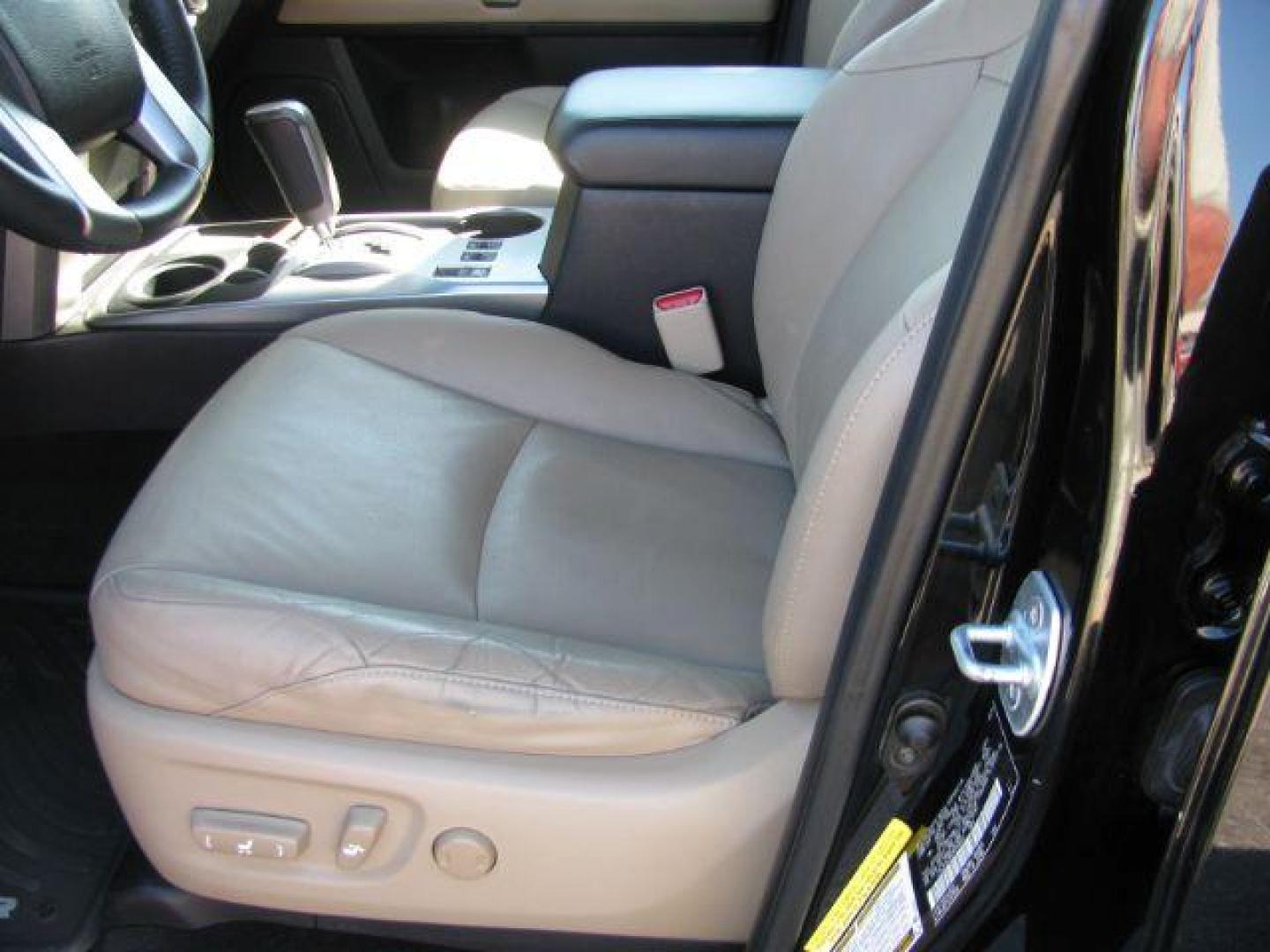 2012 Black Toyota 4Runner Limited (JTEZU5JRXC5) with an 4L V-6 DOHC engine, Automatic transmission, located at 2443 Albert Pike, Hot Springs, AR, 71913, (501) 623-6255, 34.492222, -93.109993 - Photo#8