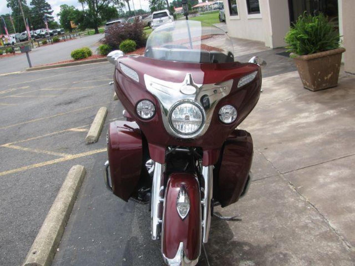 2017 Maroon Indian Roadster Roadmaster (56KTRAAA5H3) with an 1811cc engine, Manual transmission, located at 2443 Albert Pike, Hot Springs, AR, 71913, (501) 623-6255, 34.492222, -93.109993 - Photo#1
