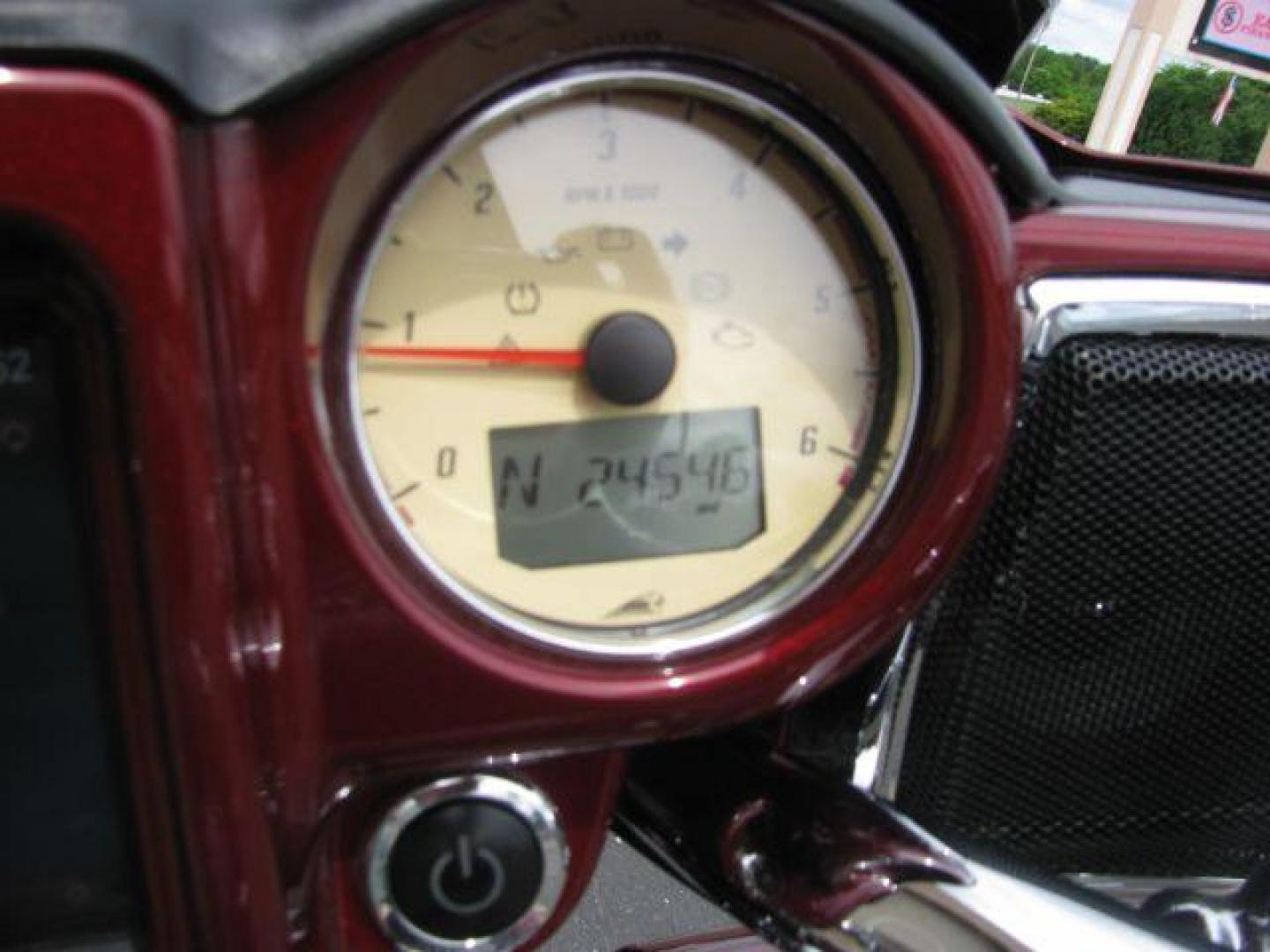 2017 Maroon Indian Roadster Roadmaster (56KTRAAA5H3) with an 1811cc engine, Manual transmission, located at 2443 Albert Pike, Hot Springs, AR, 71913, (501) 623-6255, 34.492222, -93.109993 - Photo#5