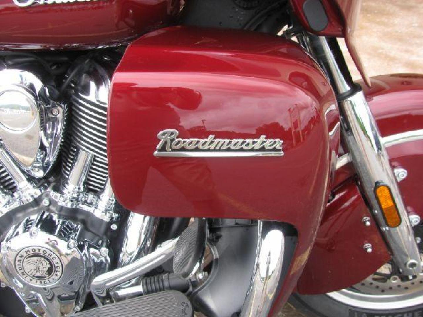 2017 Maroon Indian Roadster Roadmaster (56KTRAAA5H3) with an 1811cc engine, Manual transmission, located at 2443 Albert Pike, Hot Springs, AR, 71913, (501) 623-6255, 34.492222, -93.109993 - Photo#6