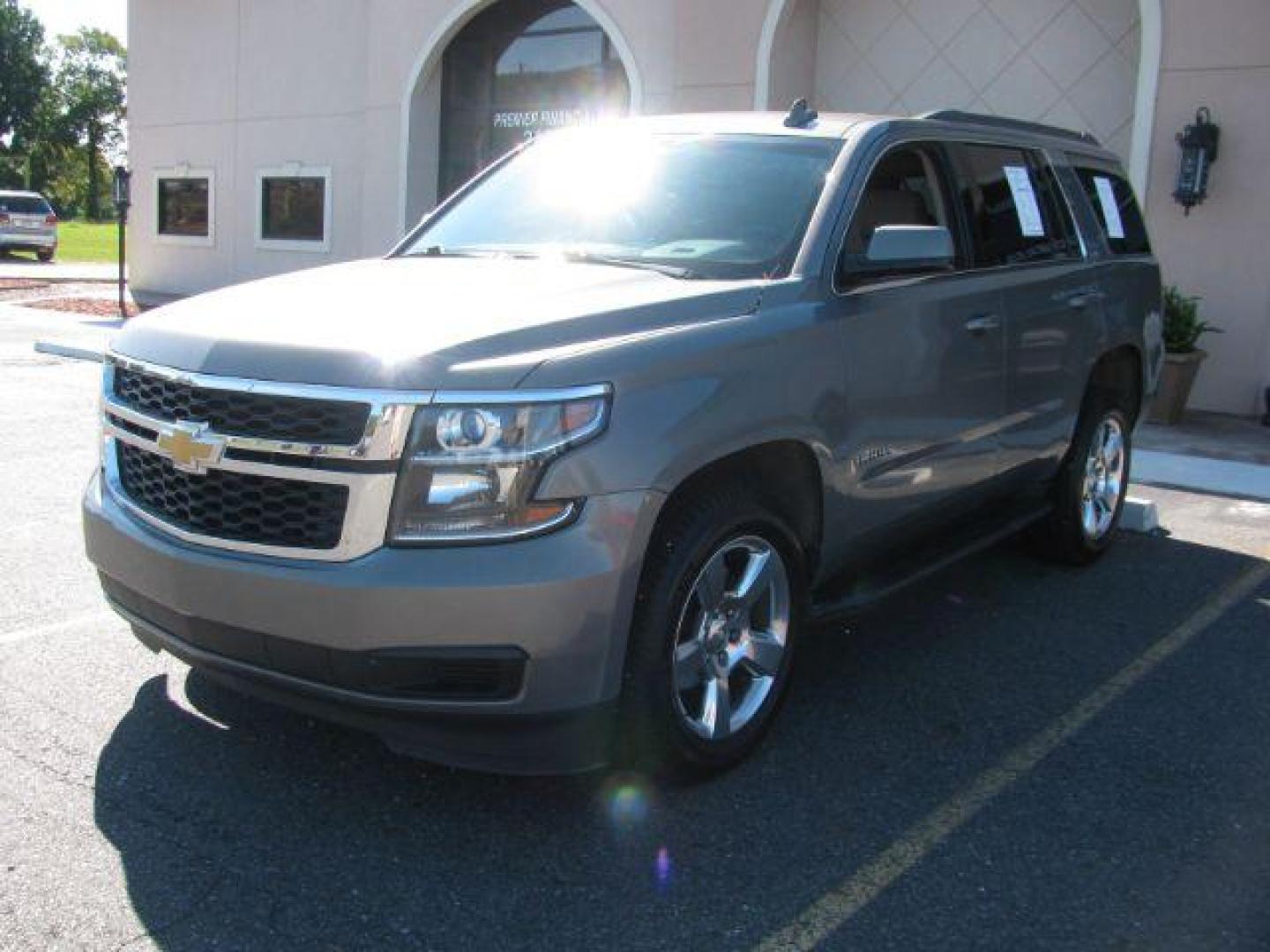 2017 Tan Chevrolet Tahoe LT (1GNSCBKC8HR) with an EcoTec3 5.3L V-8 gasoline direct injection engine, Automatic transmission, located at 2443 Albert Pike, Hot Springs, AR, 71913, (501) 623-6255, 34.492222, -93.109993 - Photo#5