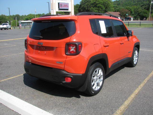 2015 Orange Jeep Renegade Latitude (ZACCJABT8FP) with an MultiAir2 Tigershark 2.4L I-4 variable valve contr engine, Automatic transmission, located at 2443 Albert Pike, Hot Springs, AR, 71913, (501) 623-6255, 34.492222, -93.109993 - Photo#2