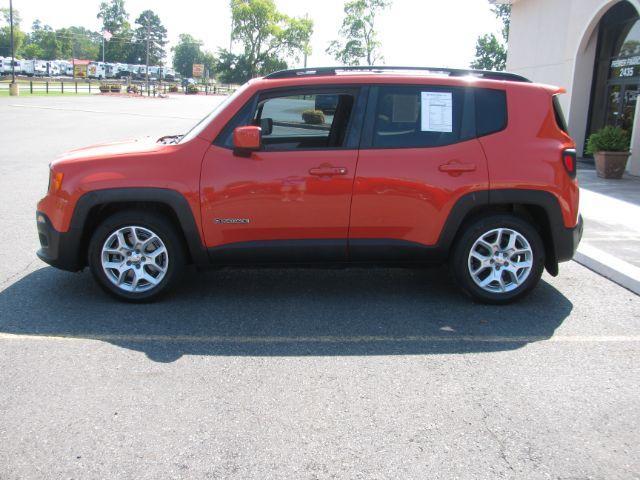 2015 Orange Jeep Renegade Latitude (ZACCJABT8FP) with an MultiAir2 Tigershark 2.4L I-4 variable valve contr engine, Automatic transmission, located at 2443 Albert Pike, Hot Springs, AR, 71913, (501) 623-6255, 34.492222, -93.109993 - Photo#4