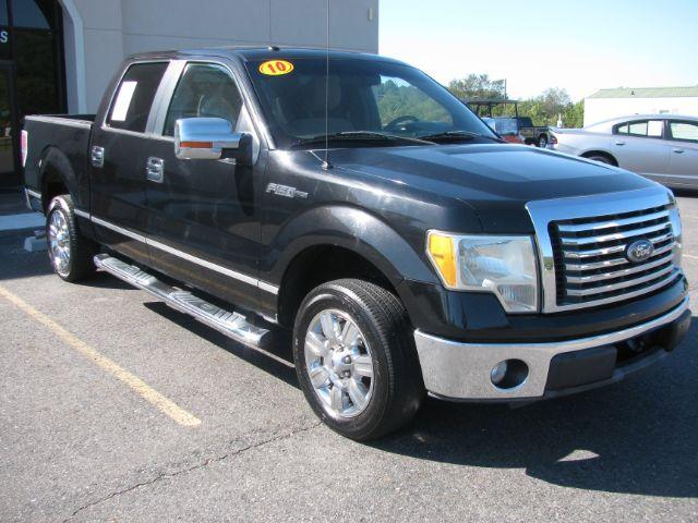 photo of 2010 Ford F-150 XLT SuperCrew 5.5-ft. Bed 2WD
