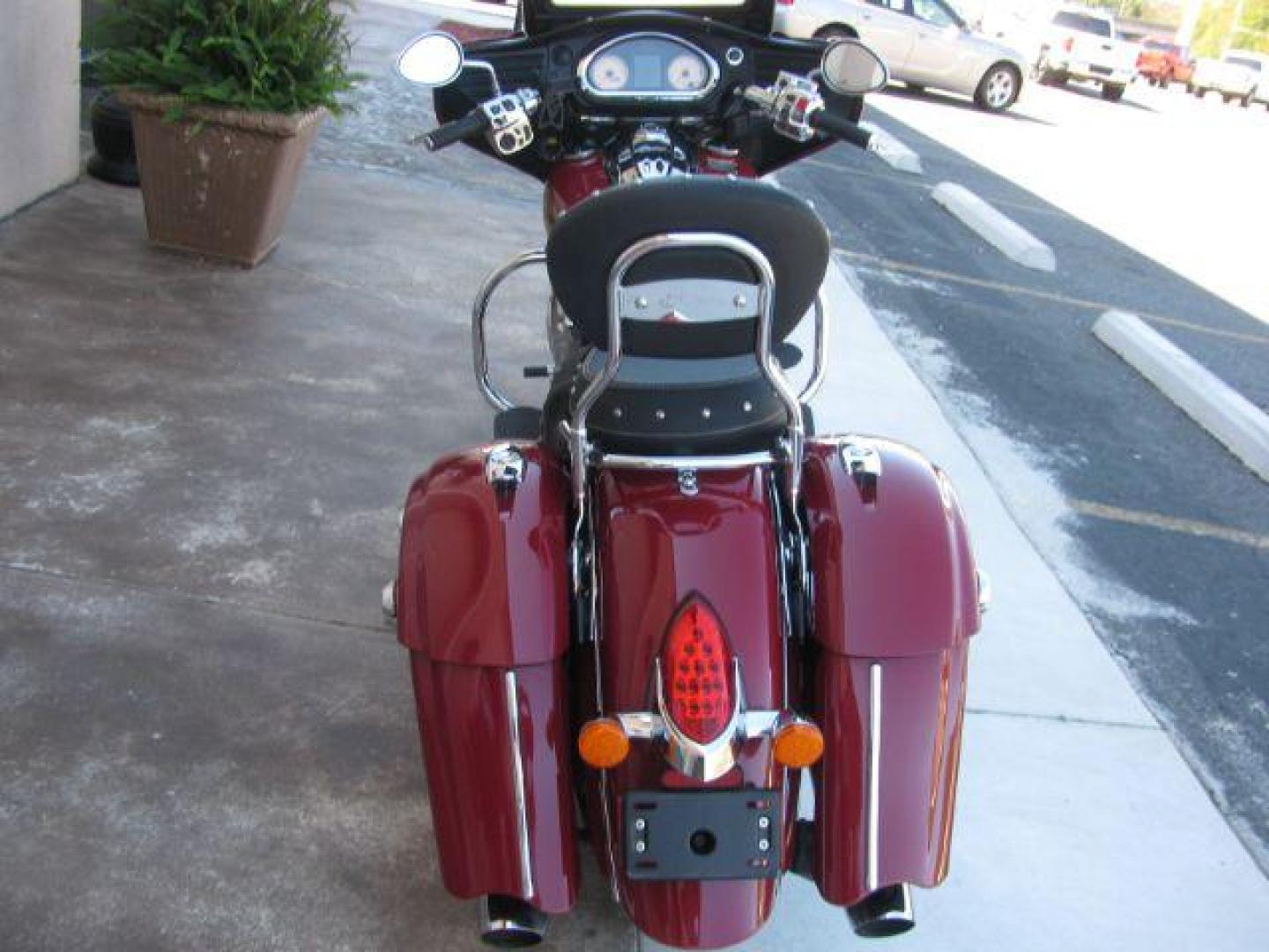 2016 Red Indian Chieftain Chieftain (56KTCAAA4G3) with an 1811cc engine, Manual transmission, located at 2443 Albert Pike, Hot Springs, AR, 71913, (501) 623-6255, 34.492222, -93.109993 - Photo#3
