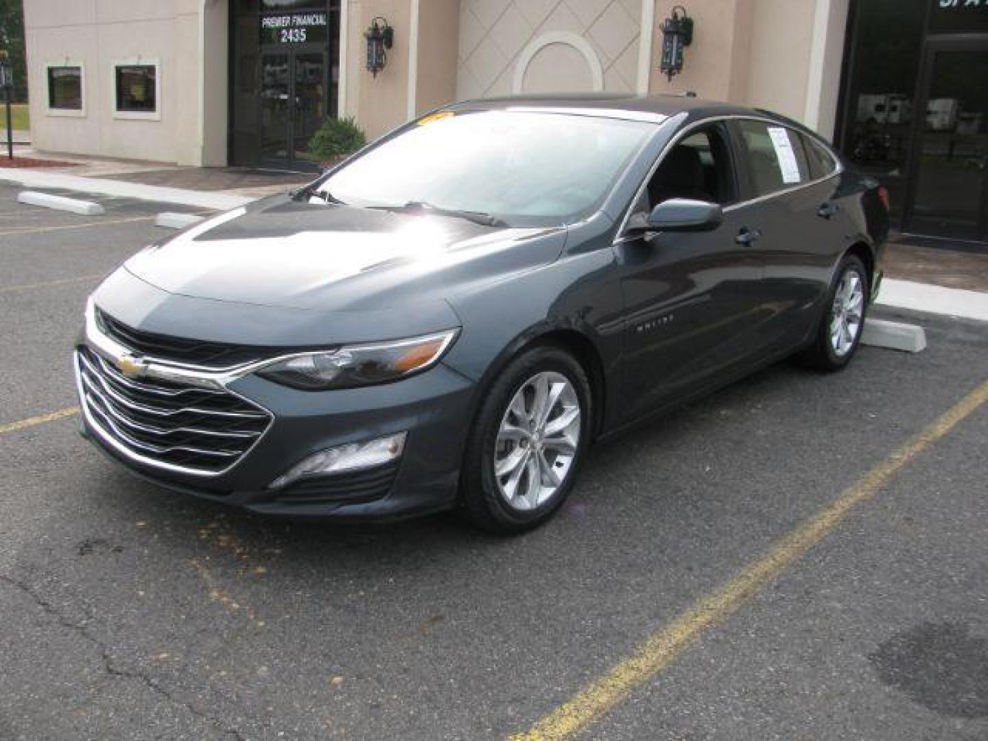 2019 Gray Chevrolet Malibu LT (1G1ZD5ST6KF) with an ECOTEC 1.5L I-4 gasoline direct injection engine, Automatic transmission, located at 2443 Albert Pike, Hot Springs, AR, 71913, (501) 623-6255, 34.492222, -93.109993 - Photo#5