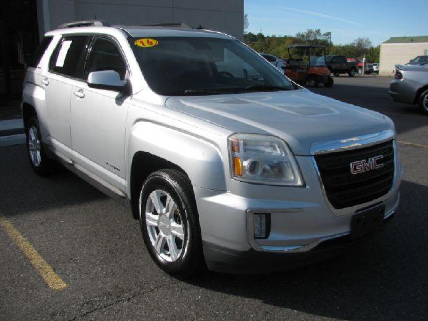 2017 Gray Nissan Frontier SV (1N6DD0ER1HN) with an VQ 4L V-6 DOHC engine, Automatic transmission, located at 2443 Albert Pike, Hot Springs, AR, 71913, (501) 623-6255, 34.492222, -93.109993 - Photo#0