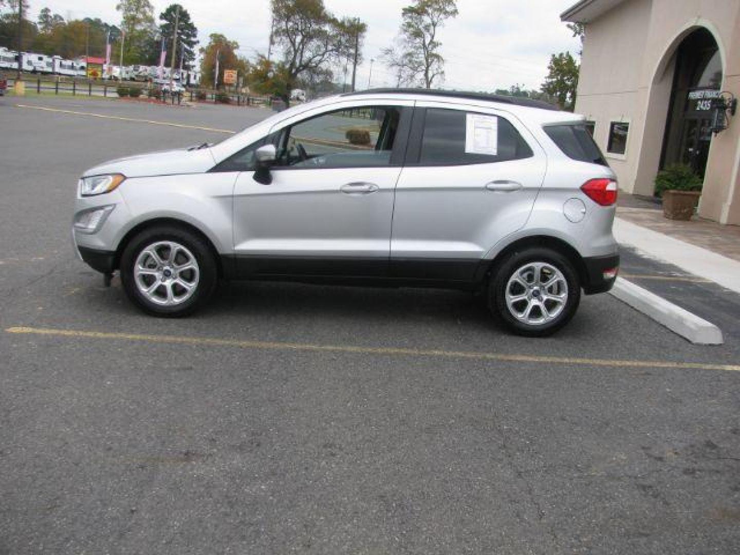 2018 Silver Ford EcoSport SE (MAJ3P1TE4JC) with an EcoBoost 1L I-3 gasoline direct injection engine, Automatic transmission, located at 2443 Albert Pike, Hot Springs, AR, 71913, (501) 623-6255, 34.492222, -93.109993 - Photo#1