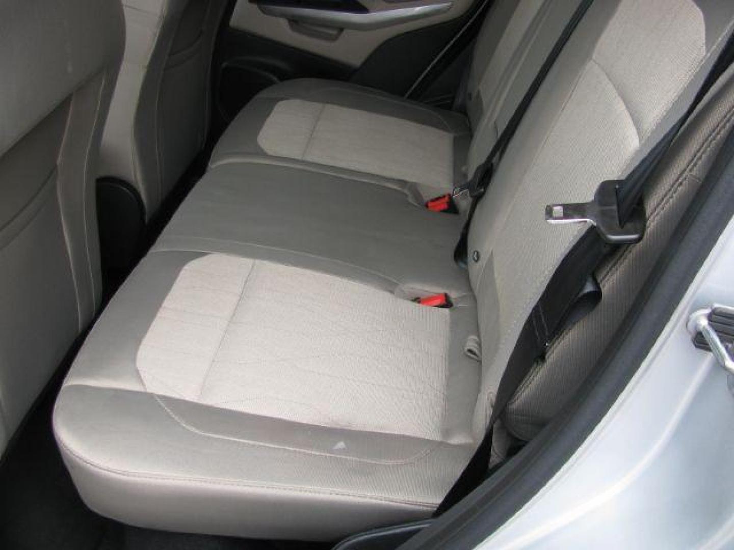 2018 Silver Ford EcoSport SE (MAJ3P1TE4JC) with an EcoBoost 1L I-3 gasoline direct injection engine, Automatic transmission, located at 2443 Albert Pike, Hot Springs, AR, 71913, (501) 623-6255, 34.492222, -93.109993 - Photo#7