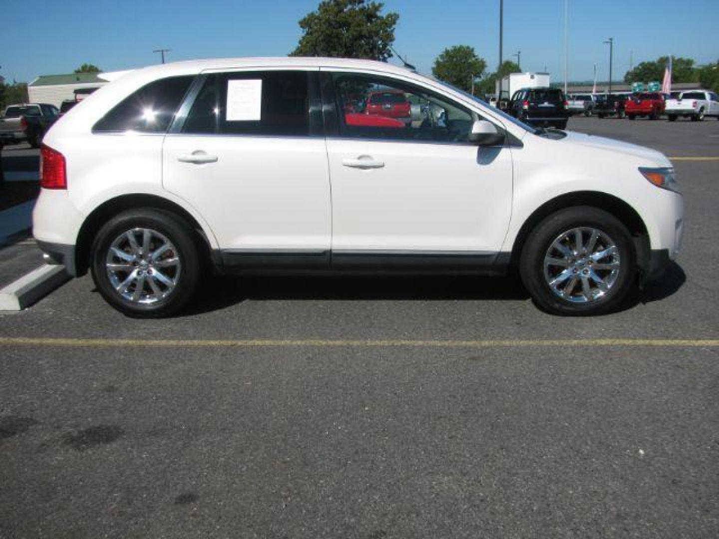 2011 White Ford Edge Limited (2FMDK3KC8BB) with an 3.5L V-6 DOHC engine, Automatic transmission, located at 2443 Albert Pike, Hot Springs, AR, 71913, (501) 623-6255, 34.492222, -93.109993 - Photo#1