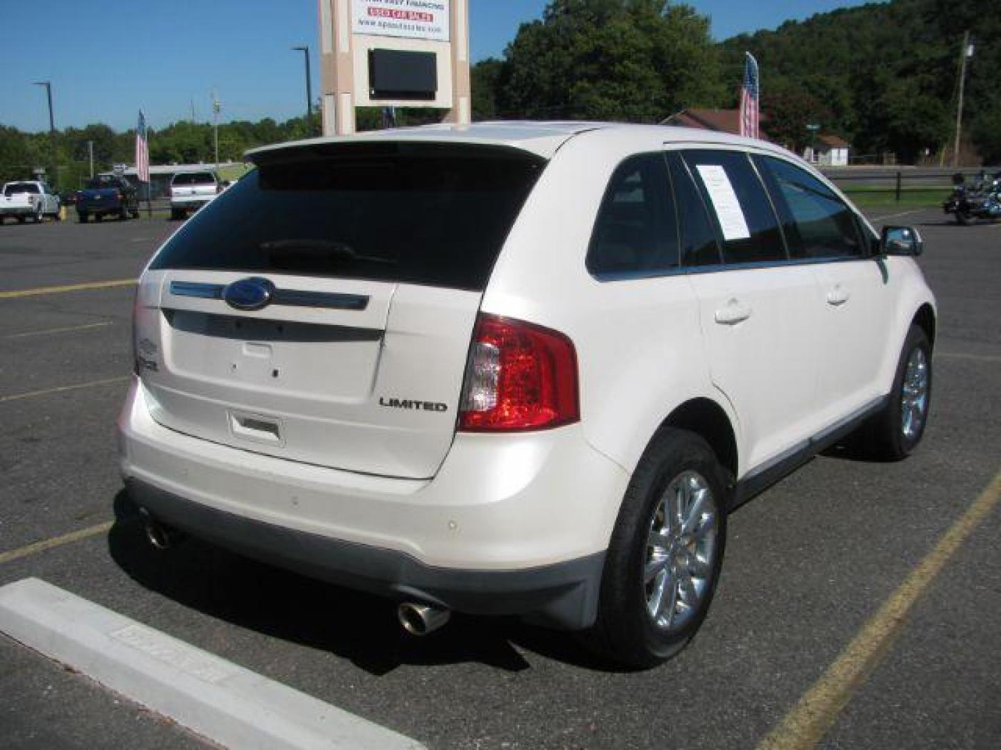 2011 White Ford Edge Limited (2FMDK3KC8BB) with an 3.5L V-6 DOHC engine, Automatic transmission, located at 2443 Albert Pike, Hot Springs, AR, 71913, (501) 623-6255, 34.492222, -93.109993 - Photo#2