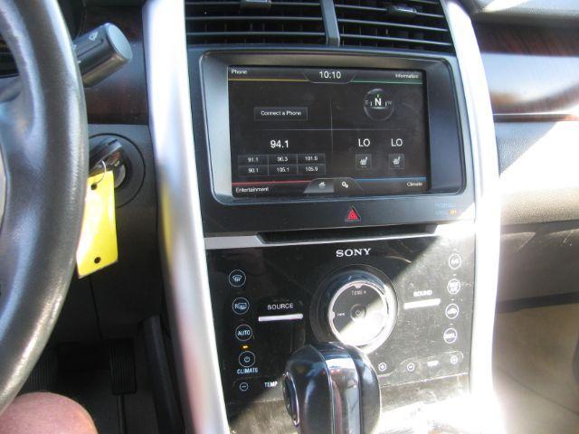 2011 White Ford Edge Limited (2FMDK3KC8BB) with an 3.5L V-6 DOHC engine, Automatic transmission, located at 2443 Albert Pike, Hot Springs, AR, 71913, (501) 623-6255, 34.492222, -93.109993 - Photo#9