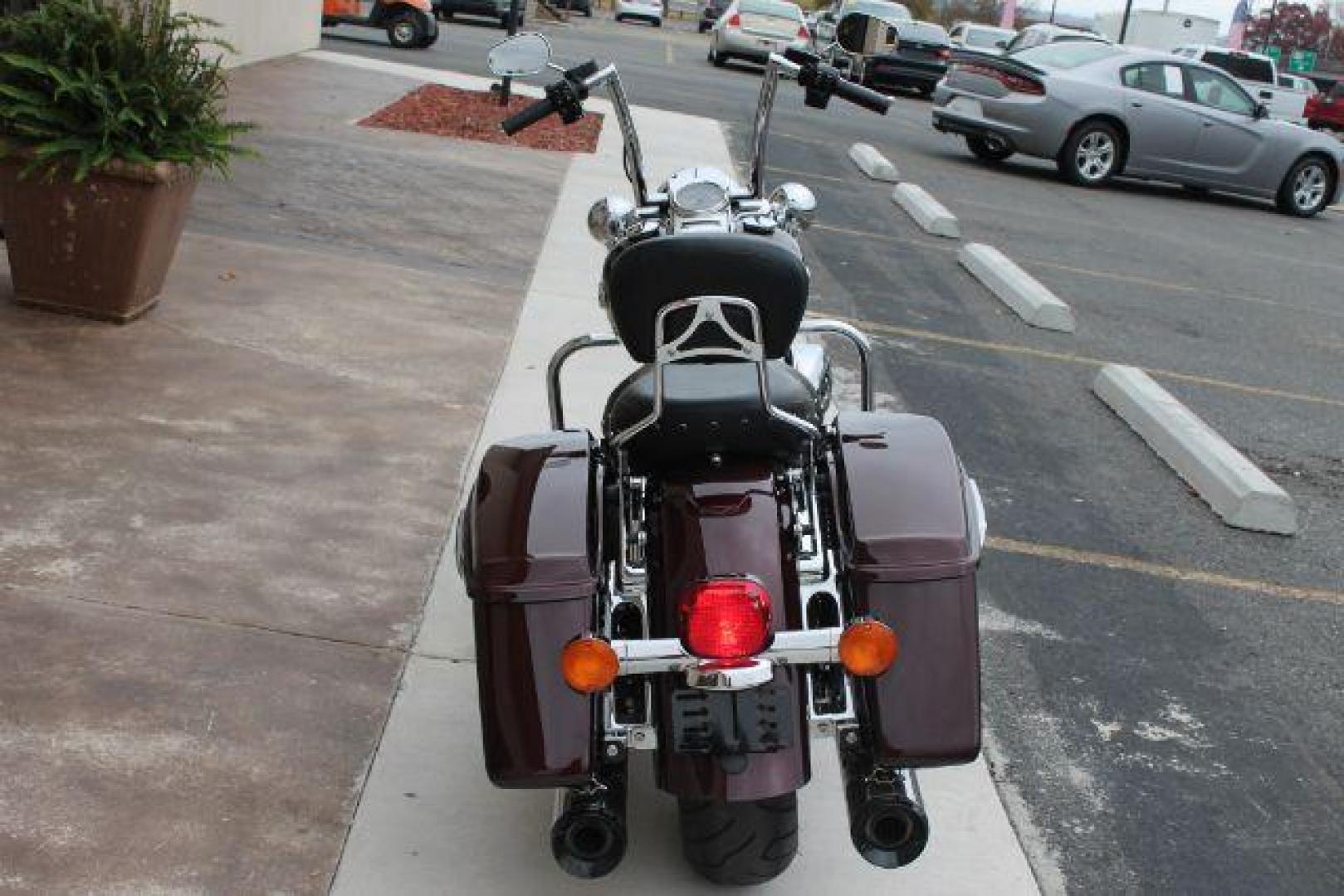 2018 Twisted Cherry Harley-Davidson Road King Road King (1HD1FBC1XJB) with an 1746cc engine, Manual transmission, located at 2443 Albert Pike, Hot Springs, AR, 71913, (501) 623-6255, 34.492222, -93.109993 - Photo#3