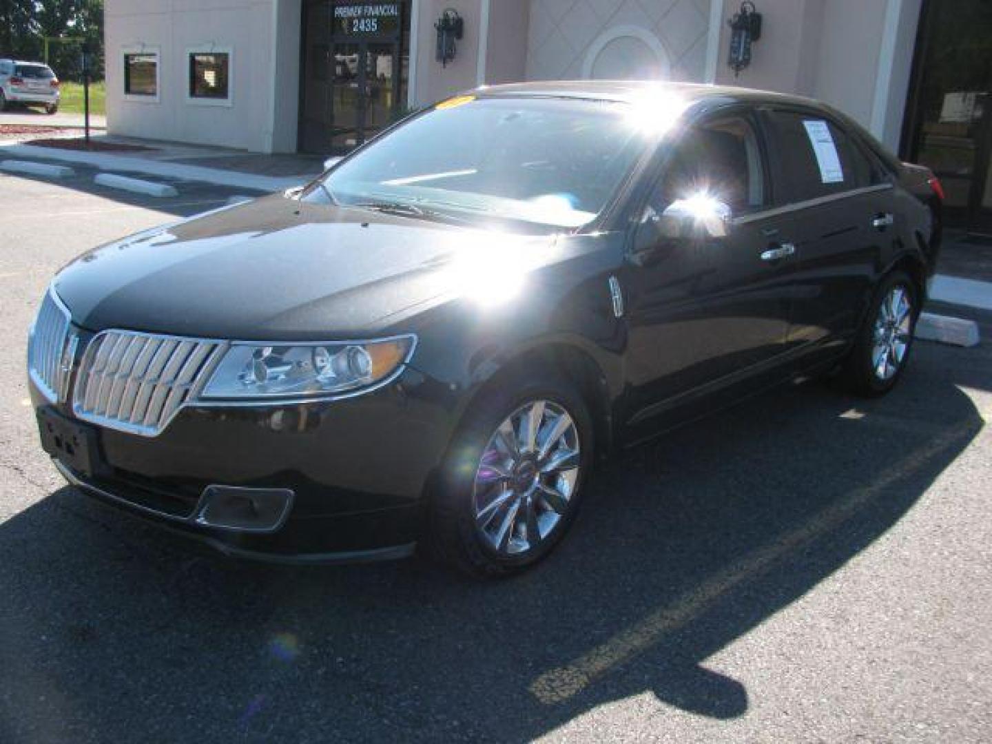 2012 Black Lincoln MKZ Base (3LNHL2GC3CR) with an 3.5L engine, Automatic transmission, located at 2443 Albert Pike, Hot Springs, AR, 71913, (501) 623-6255, 34.492222, -93.109993 - Photo#5
