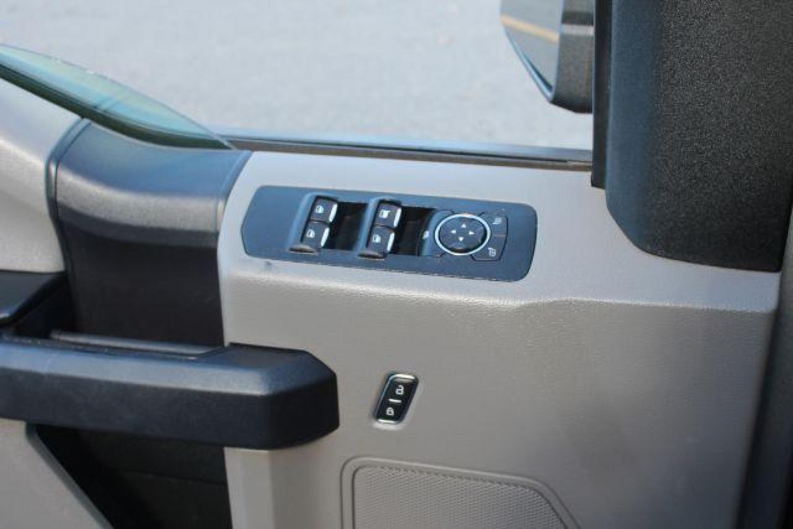 2020 Silver Ford F-150 XL (1FTEW1CB4LK) with an 3.3L V-6 port/direct injection engine, Automatic transmission, located at 2443 Albert Pike, Hot Springs, AR, 71913, (501) 623-6255, 34.492222, -93.109993 - Photo#10