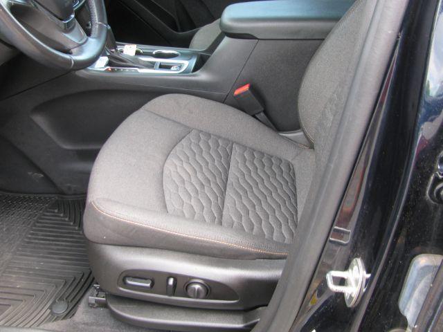 2021 Blue Chevrolet Equinox FWD LT (3GNAXKEV5MS) with an 1.5L I-4 gasoline direct injection engine, Automatic transmission, located at 2443 Albert Pike, Hot Springs, AR, 71913, (501) 623-6255, 34.492222, -93.109993 - Photo#8