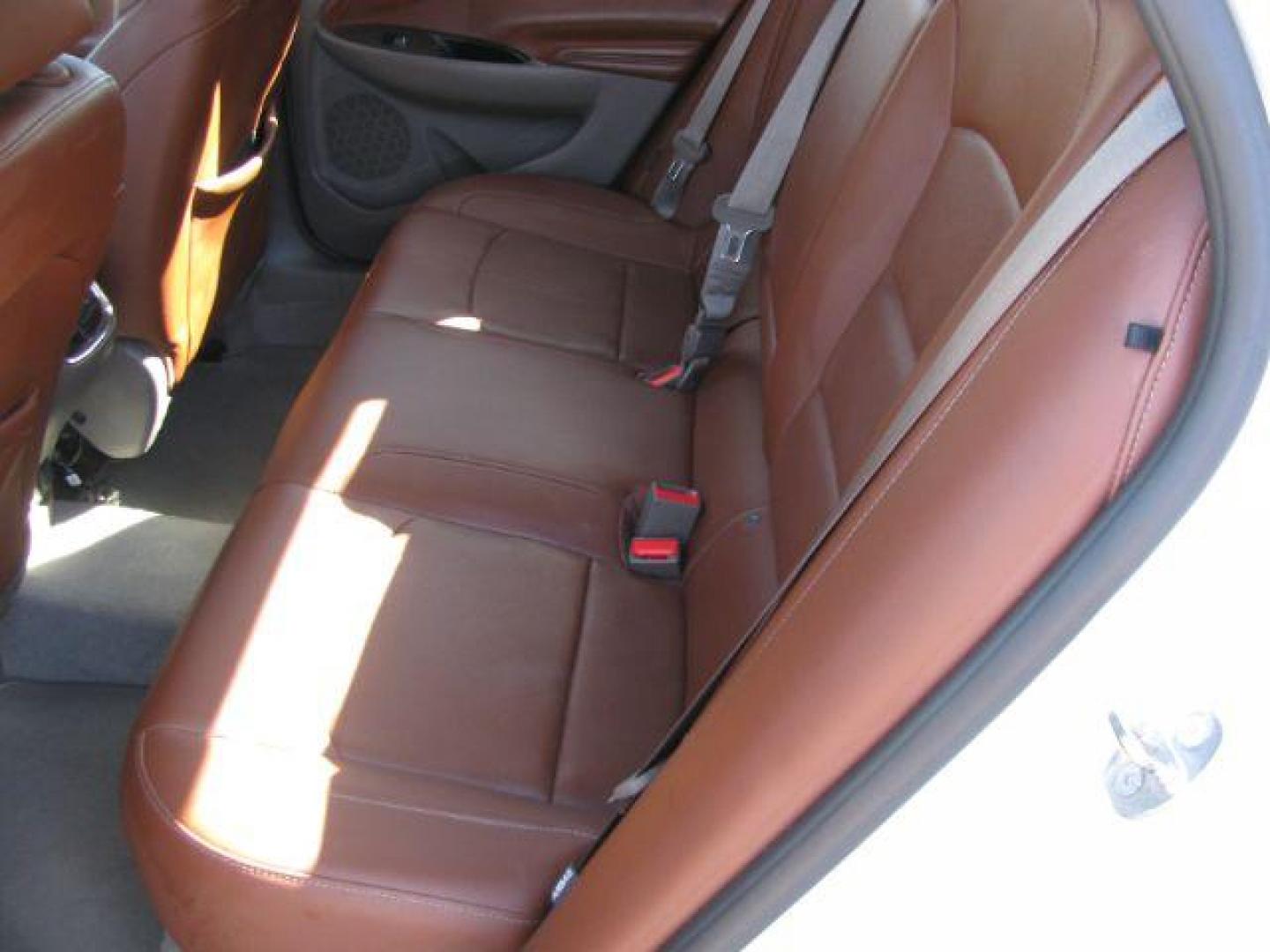 2016 White /Dark Atmosphere/Loft Brown Chevrolet Malibu Premier (1G1ZH5SX9GF) with an ECOTEC 2L I-4 gasoline direct injection engine, Automatic transmission, located at 2443 Albert Pike, Hot Springs, AR, 71913, (501) 623-6255, 34.492222, -93.109993 - Photo#7