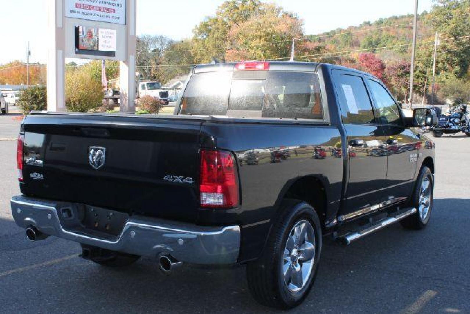 2017 Black /Diesel Gray/Black Ram 1500 Big Horn (1C6RR7LT4HS) with an HEMI 5.7L V-8 variable valve control engine, Automatic transmission, located at 2443 Albert Pike, Hot Springs, AR, 71913, (501) 623-6255, 34.492222, -93.109993 - Photo#3