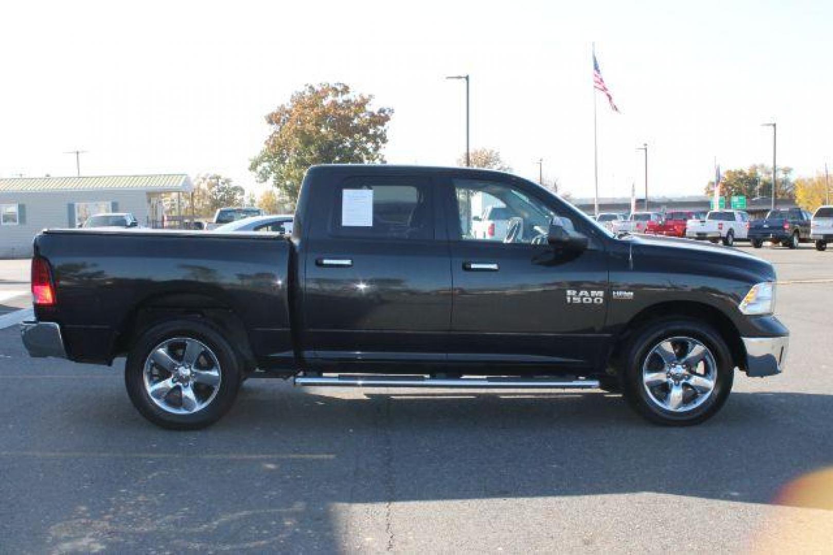 2017 Black /Diesel Gray/Black Ram 1500 Big Horn (1C6RR7LT4HS) with an HEMI 5.7L V-8 variable valve control engine, Automatic transmission, located at 2443 Albert Pike, Hot Springs, AR, 71913, (501) 623-6255, 34.492222, -93.109993 - Photo#4