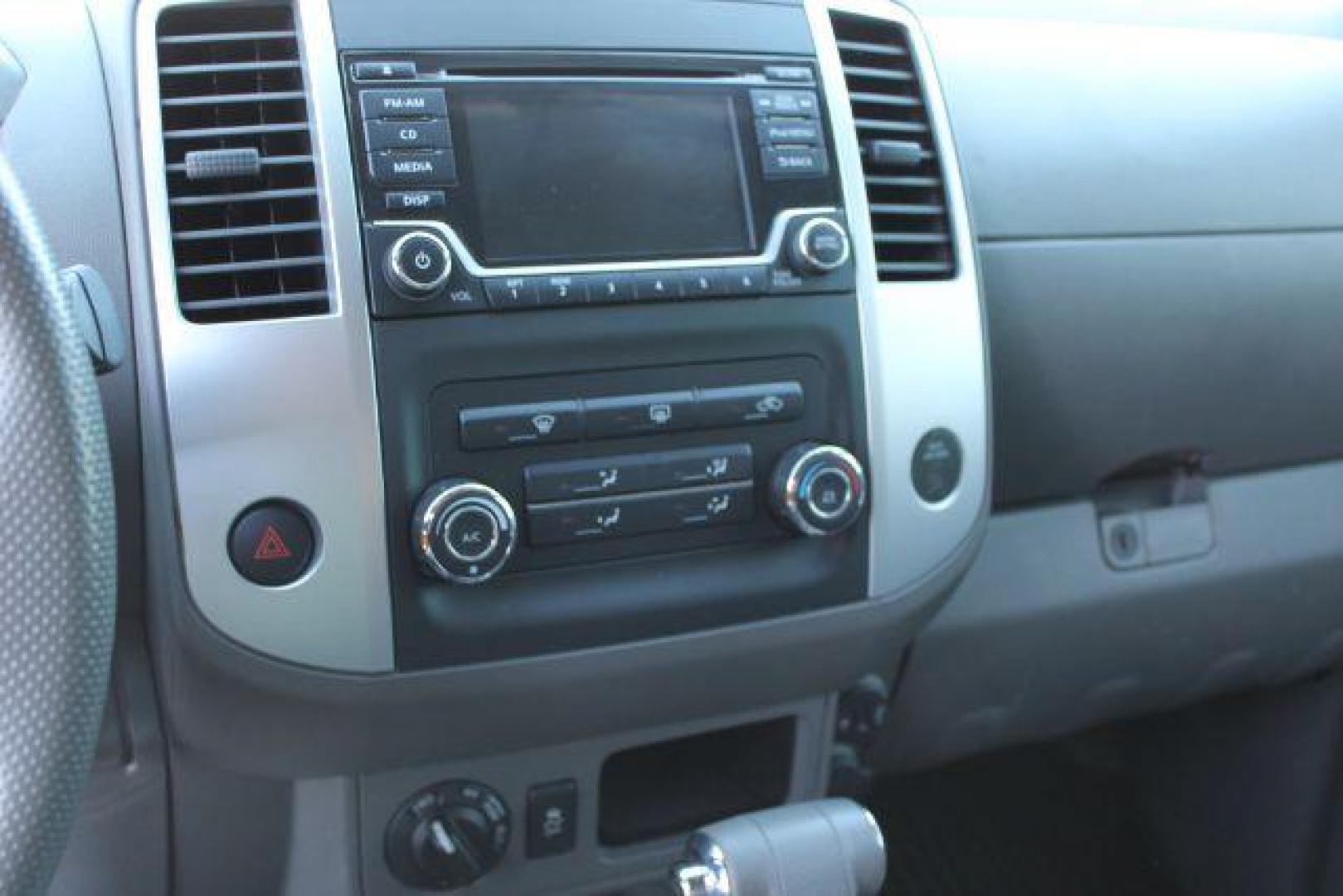 2018 Black /Steel Nissan Frontier S (1N6AD0EV1JN) with an VQ 4L V-6 DOHC engine, Automatic transmission, located at 2443 Albert Pike, Hot Springs, AR, 71913, (501) 623-6255, 34.492222, -93.109993 - Photo#10