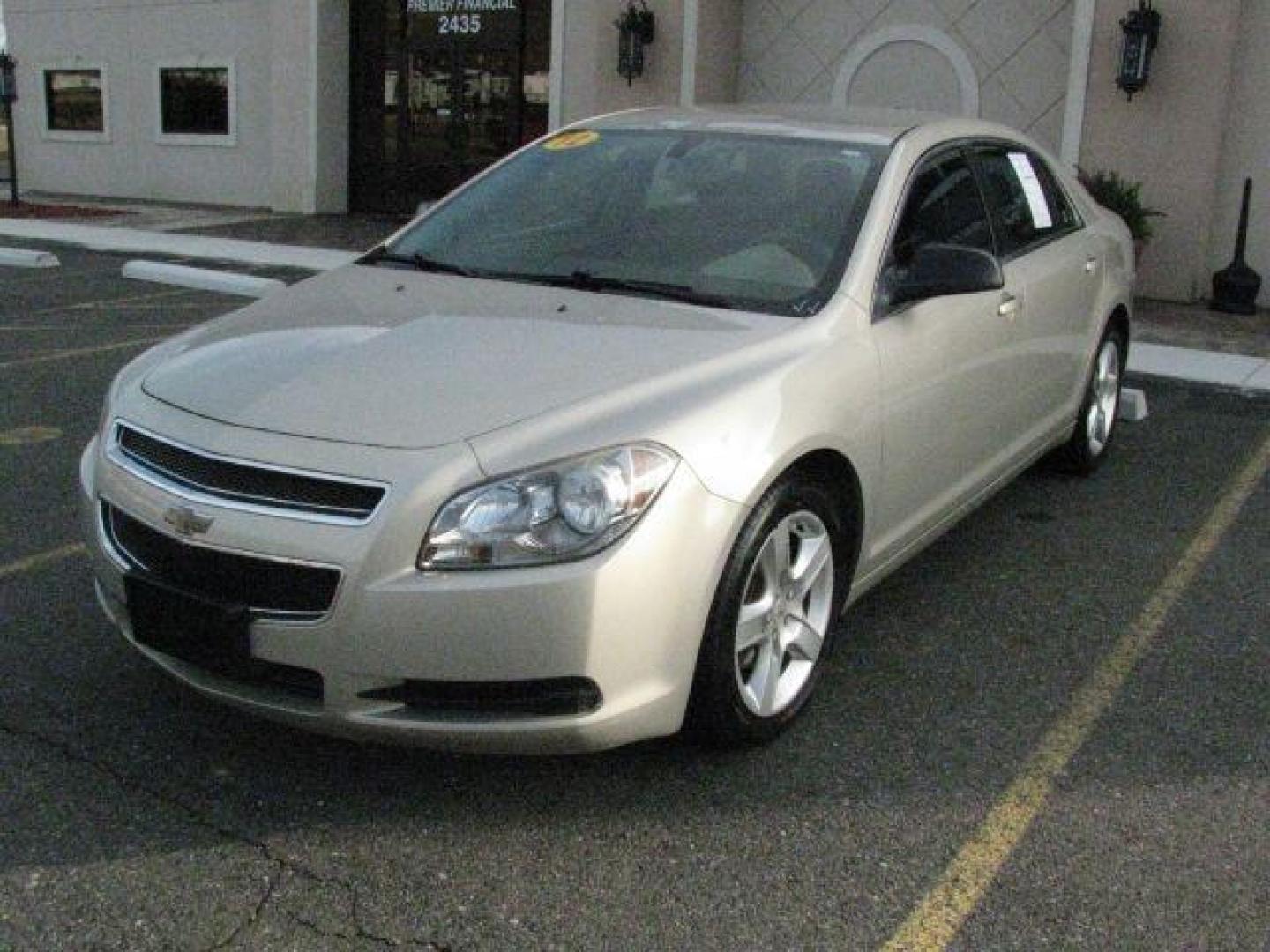 2012 Chevrolet Malibu 1LS's photo