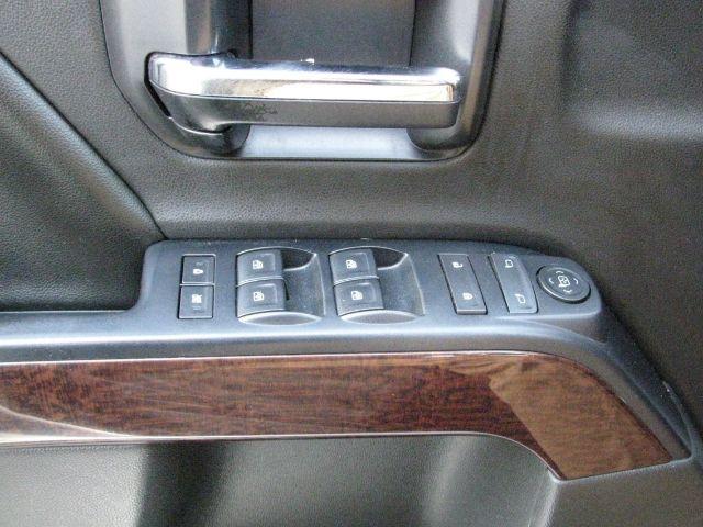 2014 Silver GMC Sierra 1500 SLE (3GTP1UEC8EG) with an EcoTec3 5.3L V-8 gasoline direct injection engine, Automatic transmission, located at 2443 Albert Pike, Hot Springs, AR, 71913, (501) 623-6255, 34.492222, -93.109993 - Photo#10