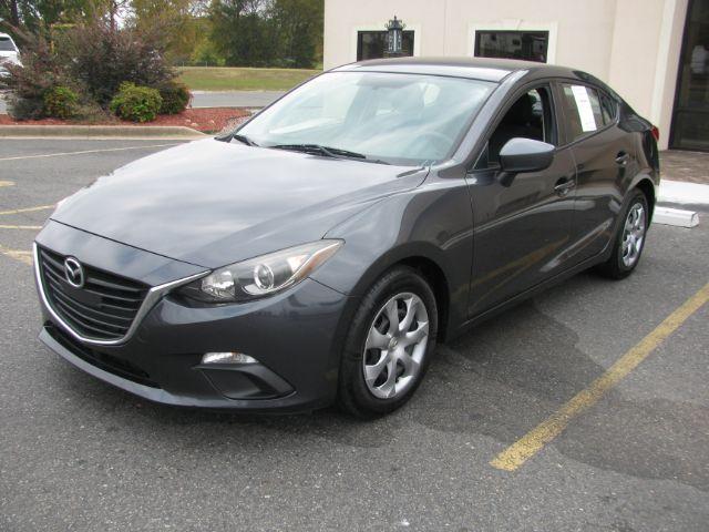 2014 Mazda MAZDA3 i Sport's photo