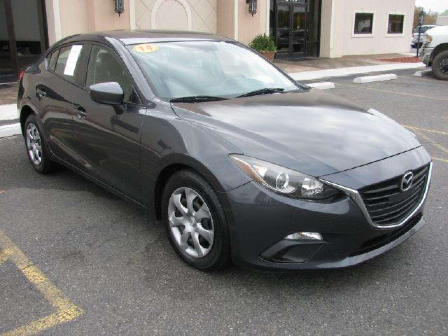 2014 Gray Mazda Mazda3 i Sport (JM1BM1U70E1) with an SKYACTIV-G 2L I-4 gasoline direct injection engine, Automatic transmission, located at 2443 Albert Pike, Hot Springs, AR, 71913, (501) 623-6255, 34.492222, -93.109993 - Photo#5