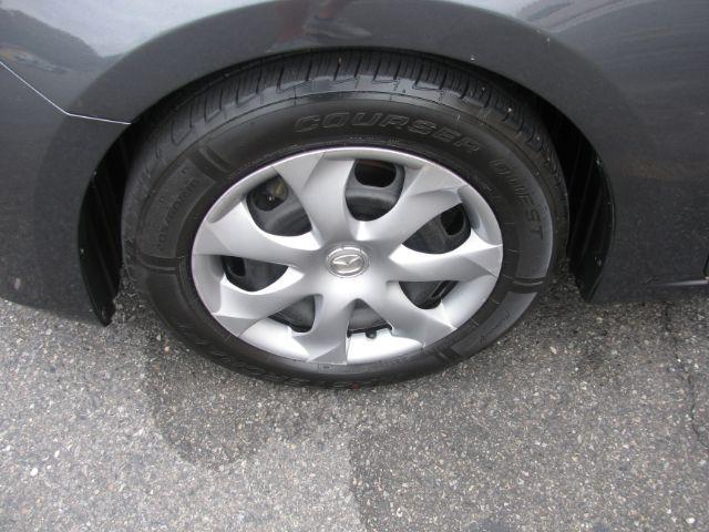 2014 Gray Mazda Mazda3 i Sport (JM1BM1U70E1) with an SKYACTIV-G 2L I-4 gasoline direct injection engine, Automatic transmission, located at 2443 Albert Pike, Hot Springs, AR, 71913, (501) 623-6255, 34.492222, -93.109993 - Photo#6