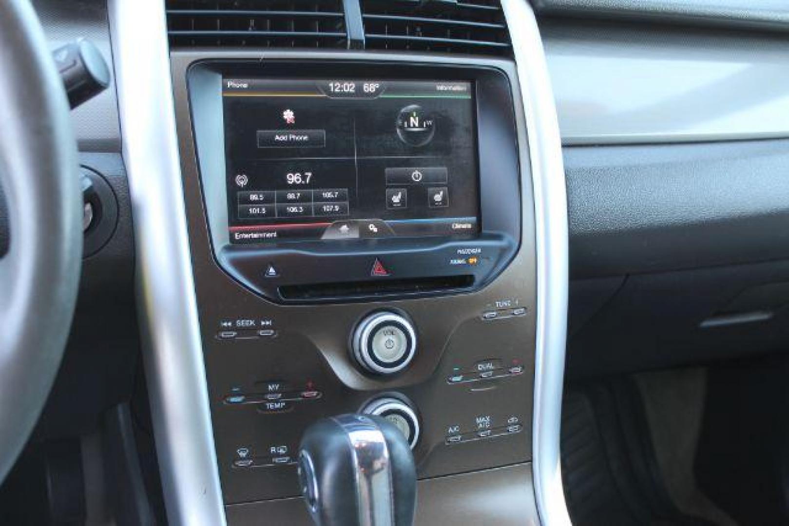 2011 White Ford Edge SEL (2FMDK3JC9BB) with an 3.5L V-6 DOHC engine, Automatic transmission, located at 2443 Albert Pike, Hot Springs, AR, 71913, (501) 623-6255, 34.492222, -93.109993 - Photo#8