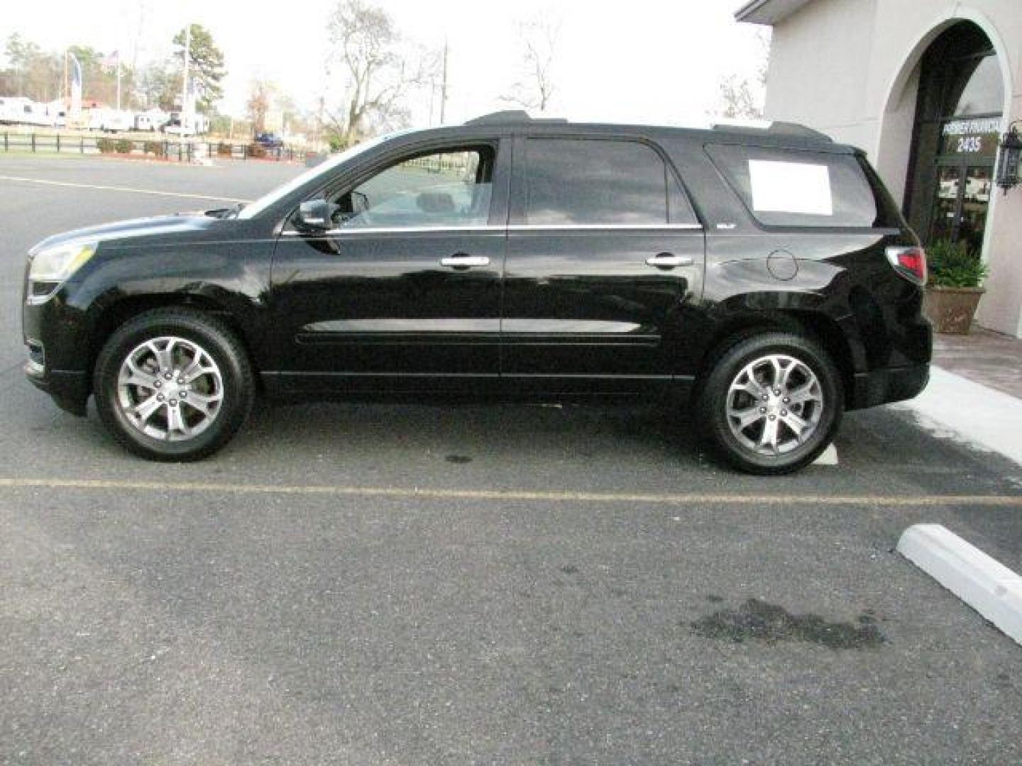 2016 Black GMC Acadia SLT-1 (1GKKRRKD8GJ) with an 3.6L V-6 gasoline direct injection engine, Automatic transmission, located at 2443 Albert Pike, Hot Springs, AR, 71913, (501) 623-6255, 34.492222, -93.109993 - Photo#1