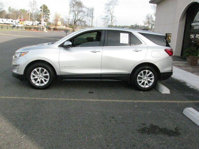 2018 Silver Chevrolet Equinox LT (3GNAXJEVXJS) with an 1.5L I-4 gasoline direct injection engine, Automatic transmission, located at 2443 Albert Pike, Hot Springs, AR, 71913, (501) 623-6255, 34.492222, -93.109993 - Photo#1