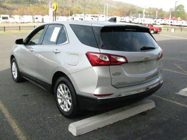 2018 Silver Chevrolet Equinox LT (3GNAXJEVXJS) with an 1.5L I-4 gasoline direct injection engine, Automatic transmission, located at 2443 Albert Pike, Hot Springs, AR, 71913, (501) 623-6255, 34.492222, -93.109993 - Photo#2