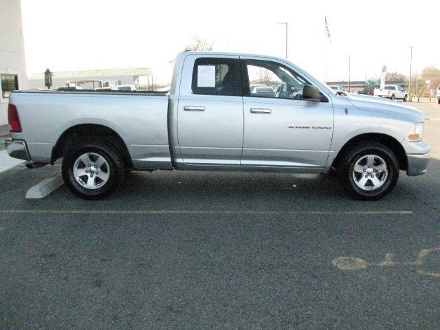 2011 Silver Ram Ram 1500 SLT (1D7RV1GP4BS) with an HEMI 5.7L V-8 variable valve control engine, Automatic transmission, located at 2443 Albert Pike, Hot Springs, AR, 71913, (501) 623-6255, 34.492222, -93.109993 - Photo#4