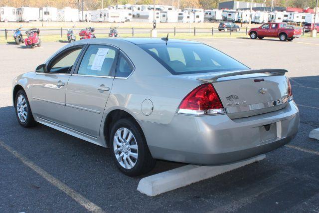 2010 Tan Chevrolet Impala LT (2G1WB5EK0A1) with an 3.5L V-6 variable valve control engine, Automatic transmission, located at 2443 Albert Pike, Hot Springs, AR, 71913, (501) 623-6255, 34.492222, -93.109993 - Photo#2