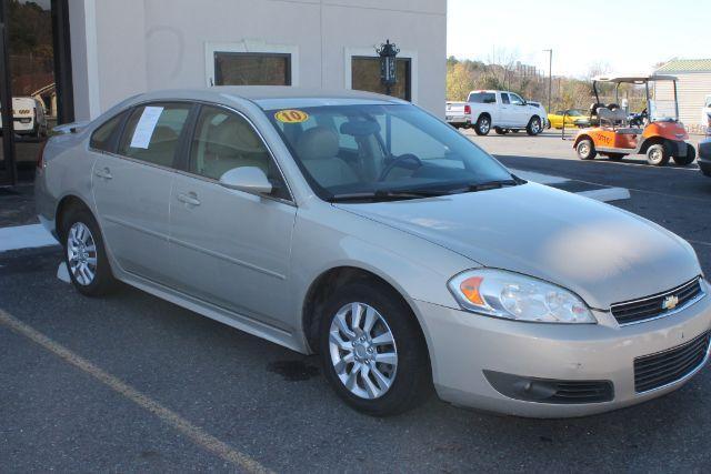2010 Tan Chevrolet Impala LT (2G1WB5EK0A1) with an 3.5L V-6 variable valve control engine, Automatic transmission, located at 2443 Albert Pike, Hot Springs, AR, 71913, (501) 623-6255, 34.492222, -93.109993 - Photo#5