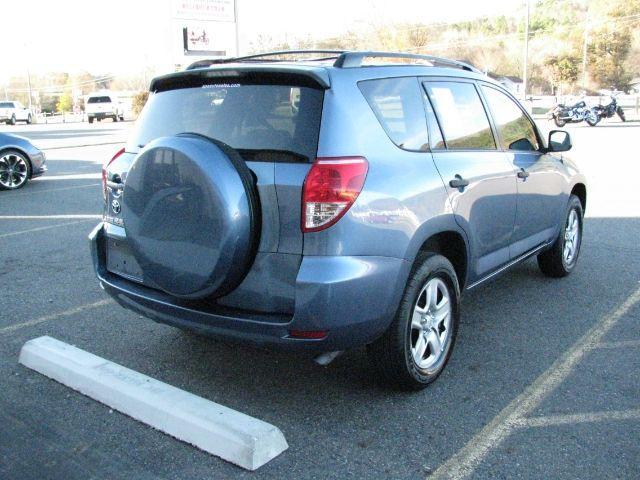 2008 Blue Toyota RAV4 Base (JTMZD33V986) with an 2.4L engine, Automatic transmission, located at 2443 Albert Pike, Hot Springs, AR, 71913, (501) 623-6255, 34.492222, -93.109993 - Photo#3