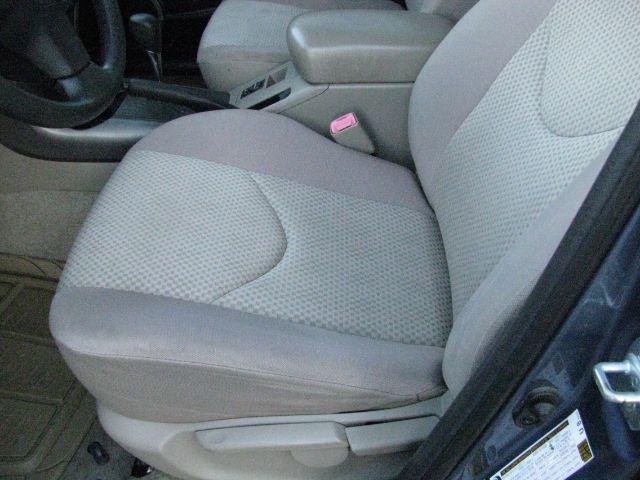 2008 Blue Toyota RAV4 Base (JTMZD33V986) with an 2.4L engine, Automatic transmission, located at 2443 Albert Pike, Hot Springs, AR, 71913, (501) 623-6255, 34.492222, -93.109993 - Photo#8