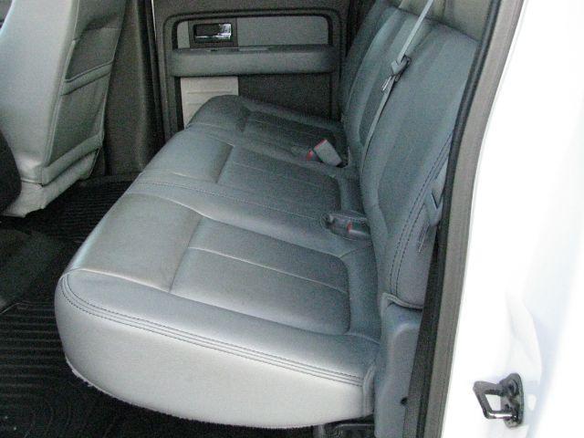 2014 White Ford F-150 XLT (1FTFW1ETXEF) with an EcoBoost 3.5L V-6 gasoline direct injection engine, Automatic transmission, located at 2443 Albert Pike, Hot Springs, AR, 71913, (501) 623-6255, 34.492222, -93.109993 - Photo#8