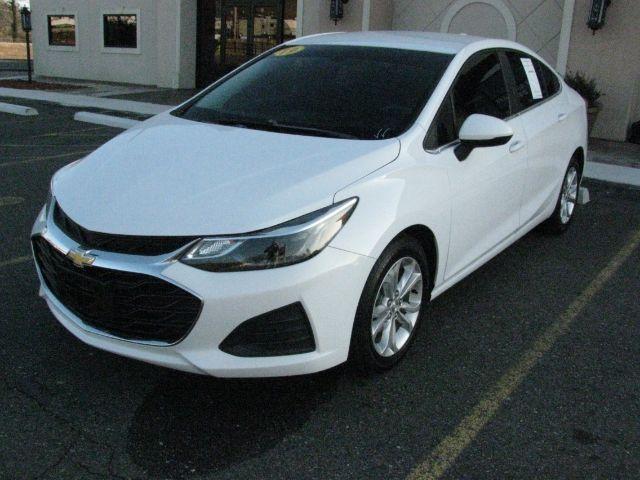photo of 2019 Chevrolet Cruze LT