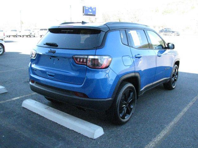 2020 Blue Jeep Compass Altitude 4X4 (3C4NJDBBXLT) with an Tigershark MultiAir 2.4L I-4 variable valve contro engine, Automatic transmission, located at 2443 Albert Pike, Hot Springs, AR, 71913, (501) 623-6255, 34.492222, -93.109993 - Photo#3