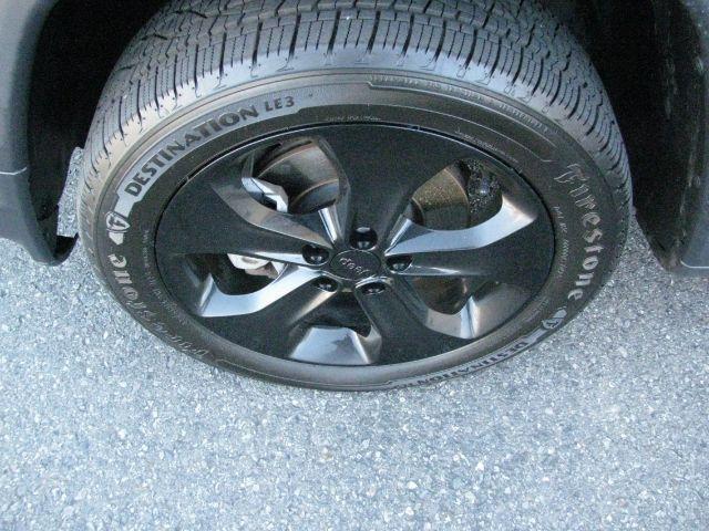 2020 Blue Jeep Compass Altitude 4X4 (3C4NJDBBXLT) with an Tigershark MultiAir 2.4L I-4 variable valve contro engine, Automatic transmission, located at 2443 Albert Pike, Hot Springs, AR, 71913, (501) 623-6255, 34.492222, -93.109993 - Photo#6