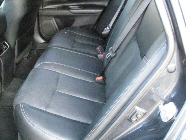 2018 Gray Nissan Altima 2.5 SL (1N4AL3AP7JC) with an 2.5L I-4 DOHC engine, Automatic transmission, located at 2443 Albert Pike, Hot Springs, AR, 71913, (501) 623-6255, 34.492222, -93.109993 - Photo#7