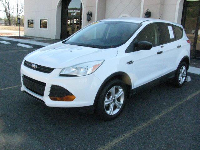 photo of 2016 Ford Escape S