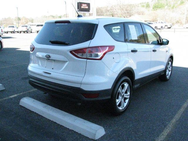2016 White Ford Escape S (1FMCU0F76GU) with an Duratec 2.5L I-4 DOHC engine, Automatic transmission, located at 2443 Albert Pike, Hot Springs, AR, 71913, (501) 623-6255, 34.492222, -93.109993 - Photo#3