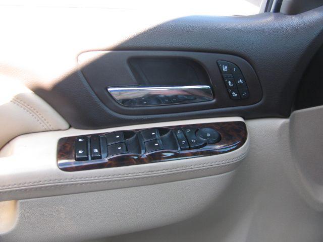 2011 Brown GMC Yukon Denali XL 4WD (1GKS2MEF9BR) with an 6.2L V8 OHV 16V engine, 6-Speed Automatic transmission, located at 2443 Albert Pike, Hot Springs, AR, 71913, (501) 623-6255, 34.492222, -93.109993 - Photo#10