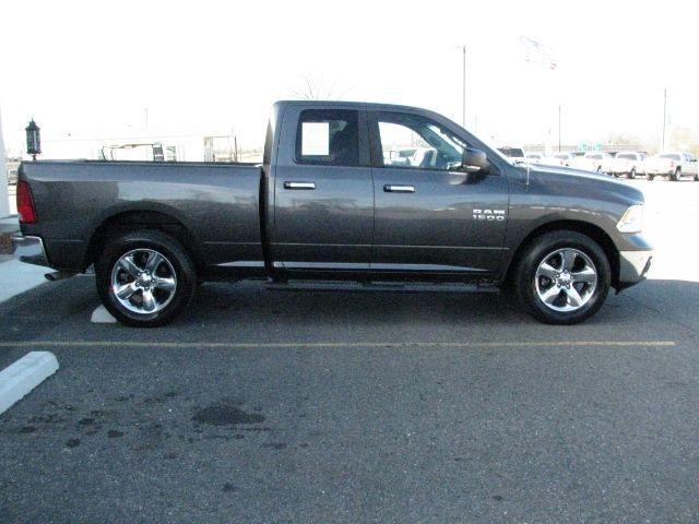 2016 Gray Ram 1500 Big Horn (1C6RR6GG7GS) , located at 2443 Albert Pike, Hot Springs, AR, 71913, (501) 623-6255, 34.492222, -93.109993 - Photo#5