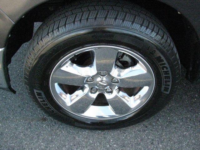 2016 Gray Ram 1500 Big Horn (1C6RR6GG7GS) , located at 2443 Albert Pike, Hot Springs, AR, 71913, (501) 623-6255, 34.492222, -93.109993 - Photo#7