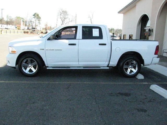 2012 White Dodge Ram 1500 ST (1C6RD6KT3CS) with an HEMI 5.7L V-8 variable valve control engine, Automatic transmission, located at 2443 Albert Pike, Hot Springs, AR, 71913, (501) 623-6255, 34.492222, -93.109993 - Photo#1